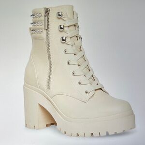 Brand New in Box! $130 Steve Madden Jaydin Cream Lace-Up Ankle Boots sz 7.5